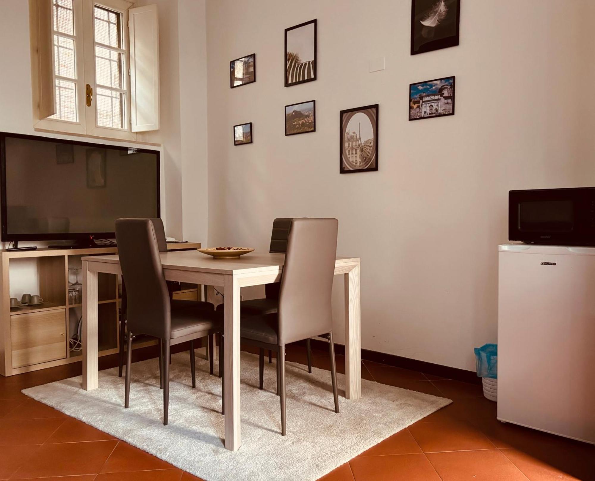 Capitolium Ad Acomodação com café da manhã Bréscia Exterior foto